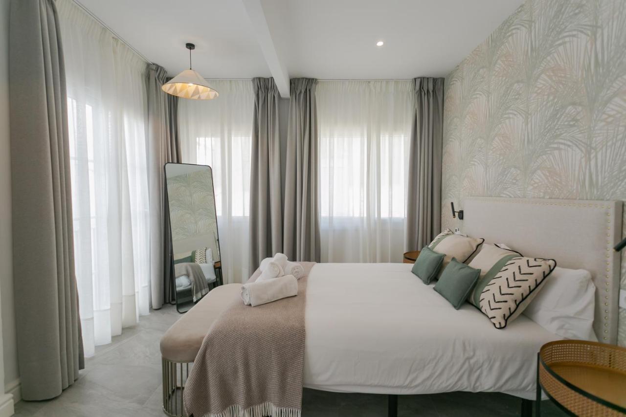 Lujoso Apartamento Con Piscina Compartida 3 塞维利亚 外观 照片