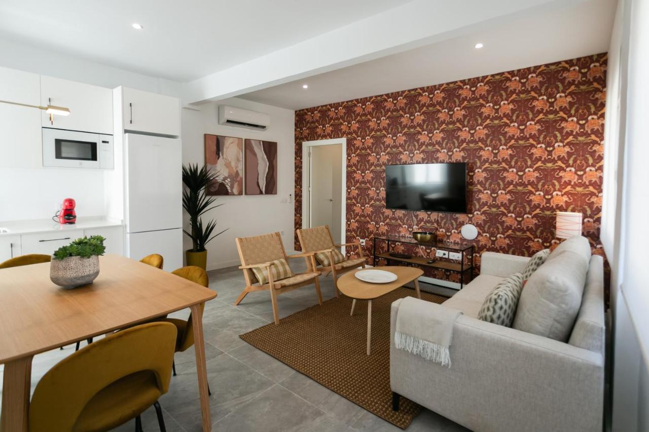 Lujoso Apartamento Con Piscina Compartida 3 塞维利亚 外观 照片